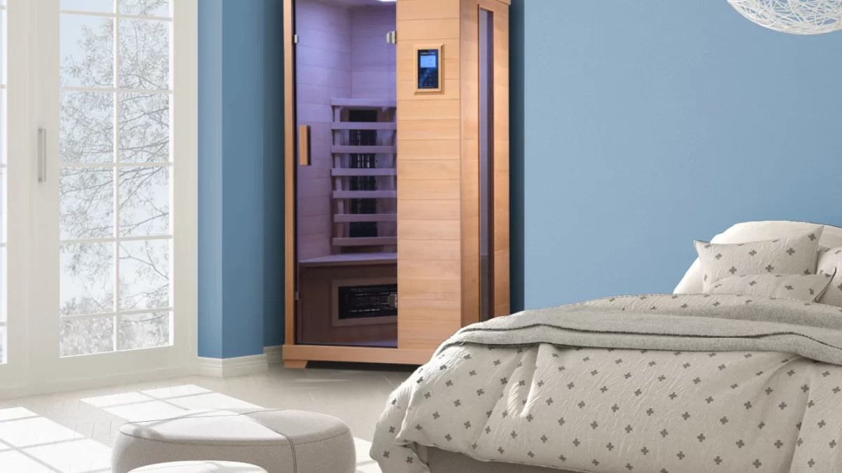 TR1 Sauna in bedroom
